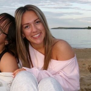 Meet your Posher, Ava